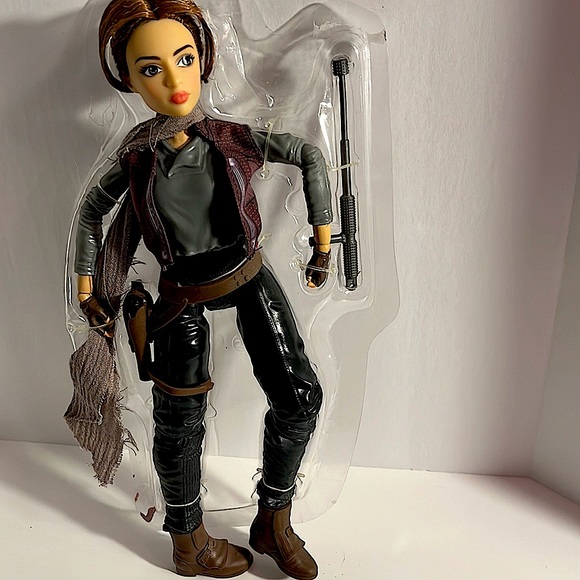 Star Wars. Action Figure.  Forces of Destiny.  NWOT - Picture 2 of 4